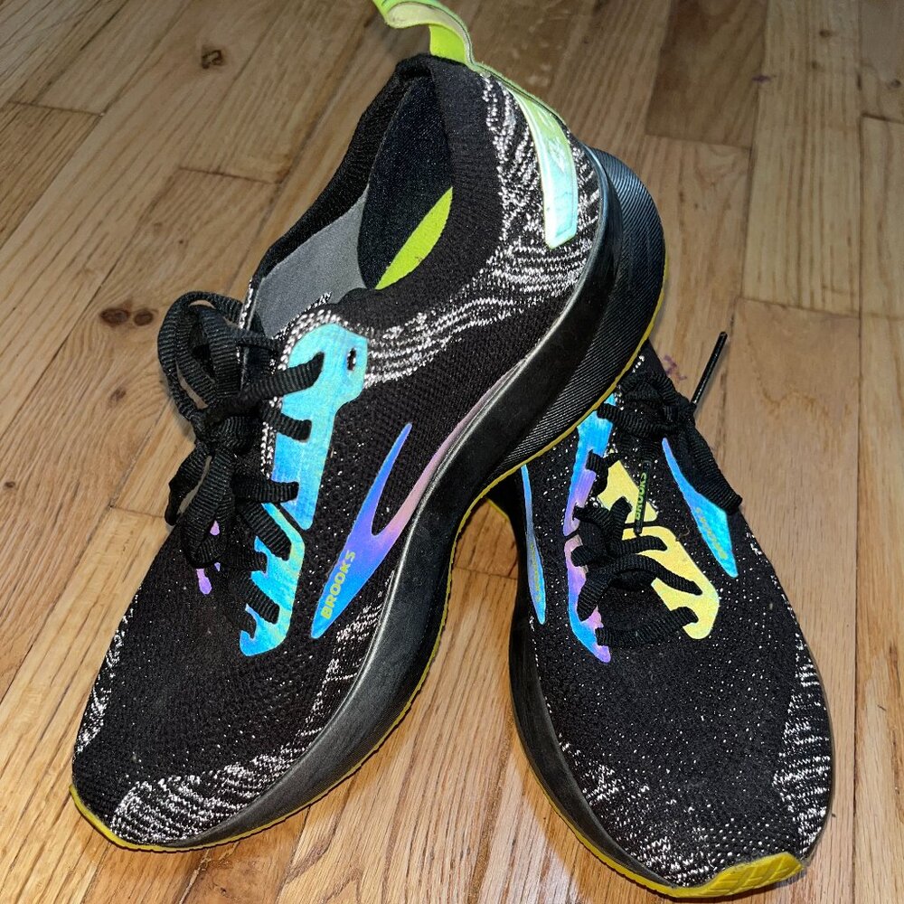 Brooks Levitate Running Shoes